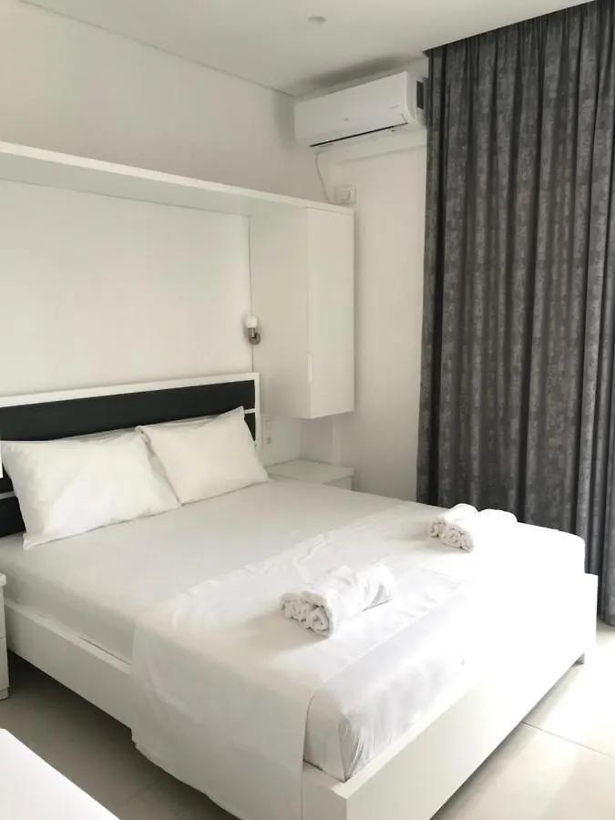 卡萨米尔 Cataleya Apartament酒店 0*,