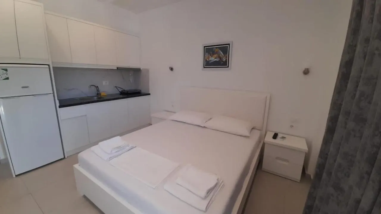 卡萨米尔 Cataleya Apartament酒店 阿尔巴尼亚